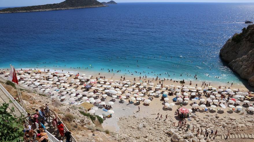 Kalkan Restorancılar Derneğinden Plaket